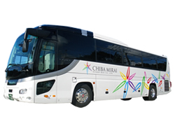 Kb102 Kbライナー千葉みらい観光 高岡 富山 新宿 4列シート Usb付 女性安心 高速バス ジョルダンバス予約